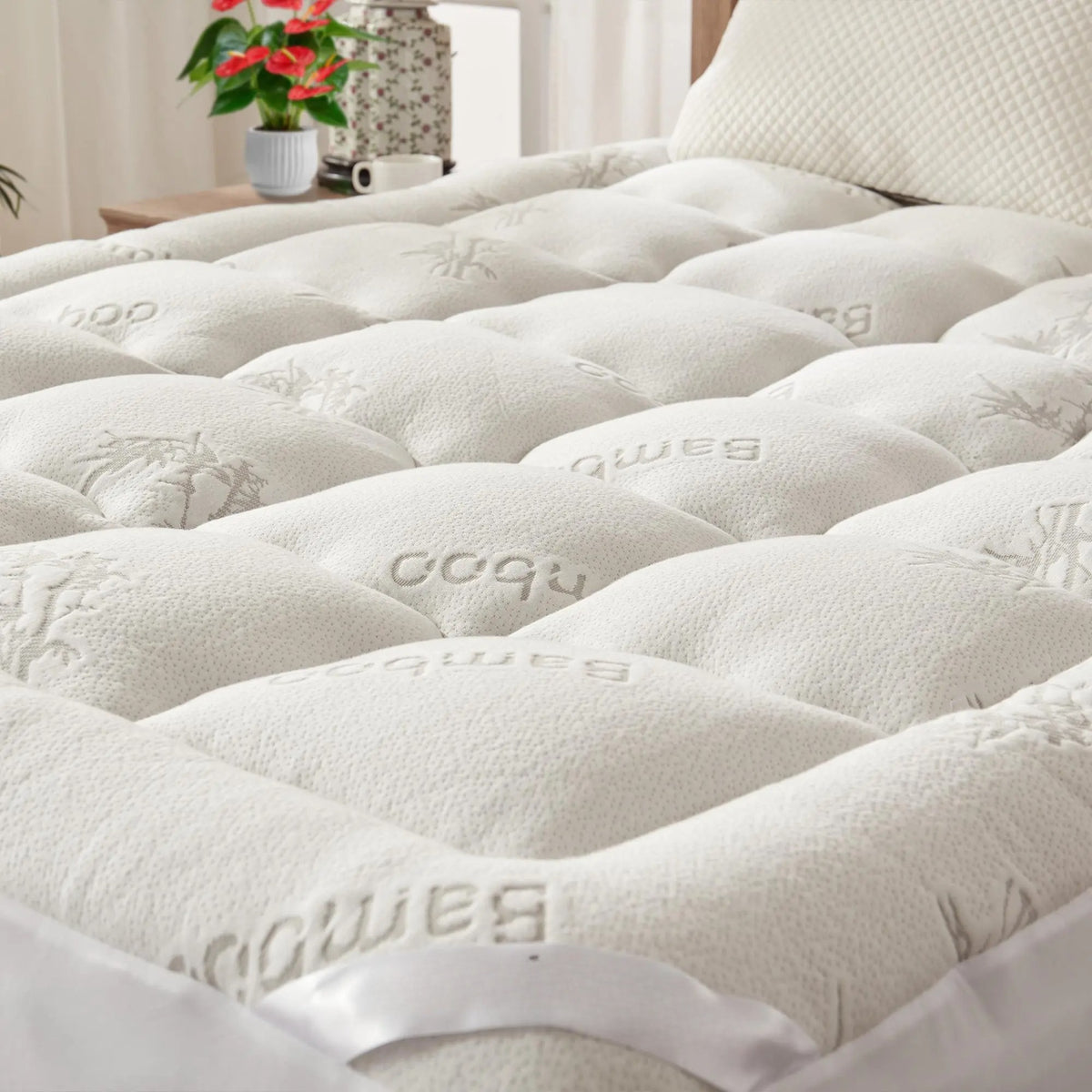 Bamboo Mattress Topper, Thicken Pillow Top Pad for Comfy Mattresses, Cooling Mattress Cover with 6-18" Deep Pocket