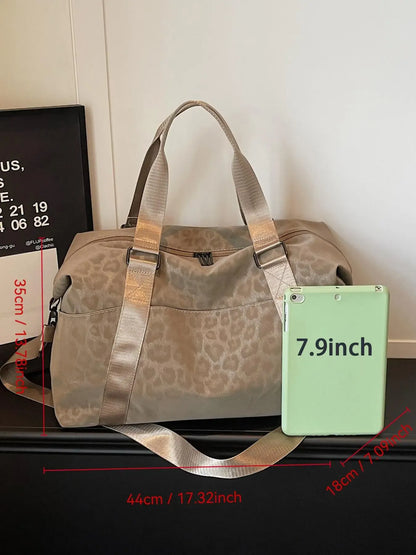 Leopard Print Waterproof Nylon Duffle Bag, Large-Capacity Sports Bag, Sporty Pocket Design, Durable, Trolley Sleeve Compatible, Commuter Gym Tote for Back-to-School